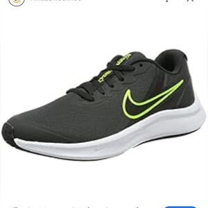 Nike Star Runner 3 Unisex Sneakers Youth 5 Dark Grey NEW